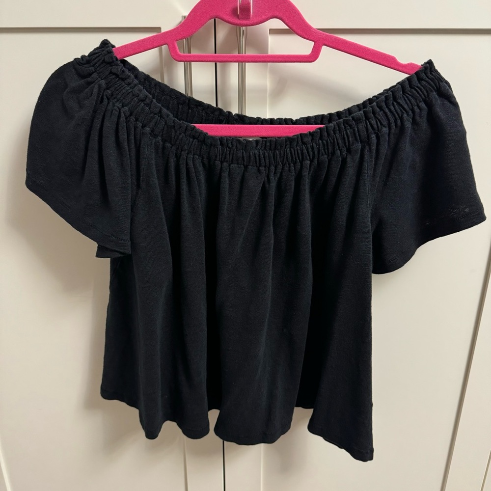 Aritzia, Wilfred, Black Linen Off the Shoulder Top